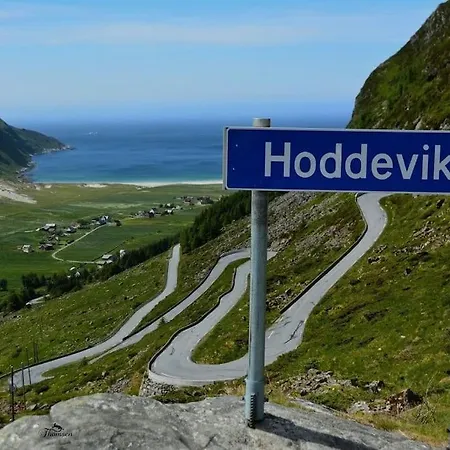 Nyoppusset Leilighet. Dusj Med Steambad.